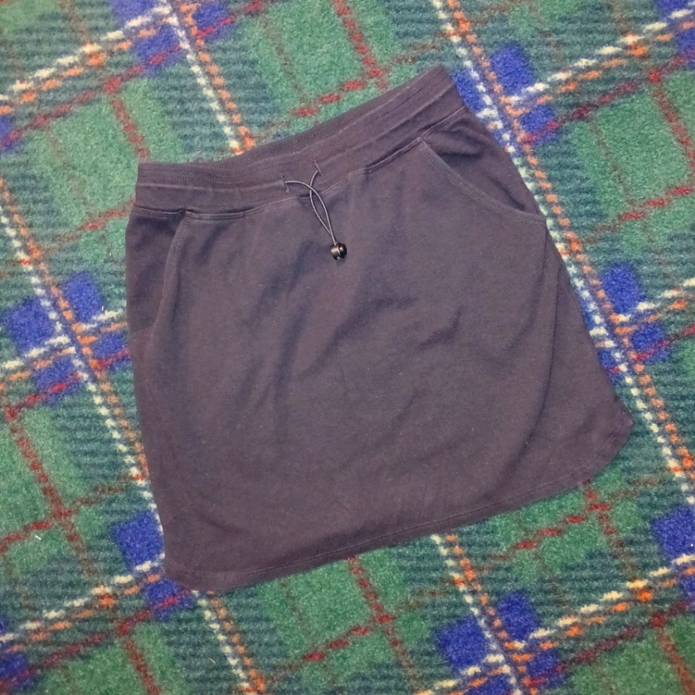 Evereve black miniskirt size 0